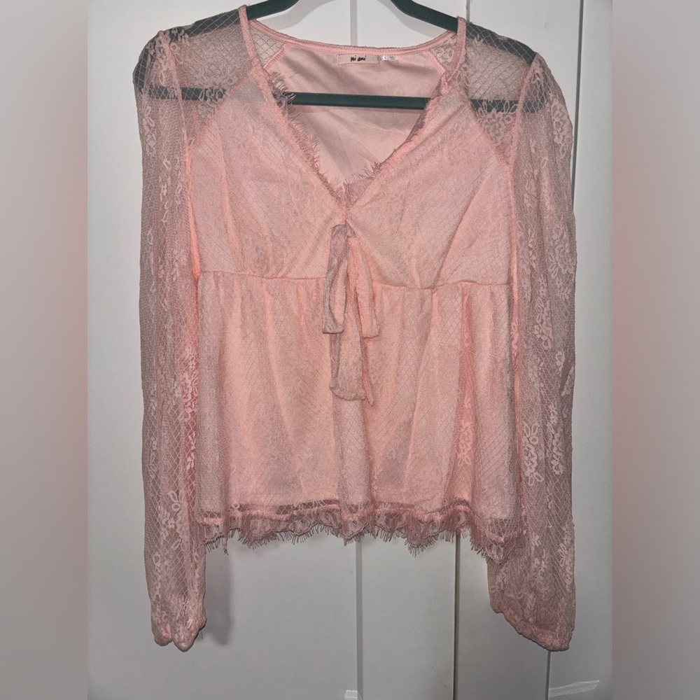 Francesca’s Lace Pink Top